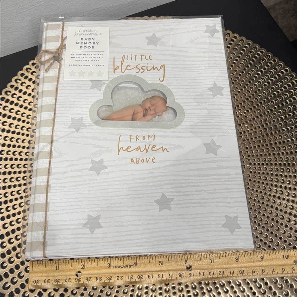 Baby Memory Book - Picture 12 of 13